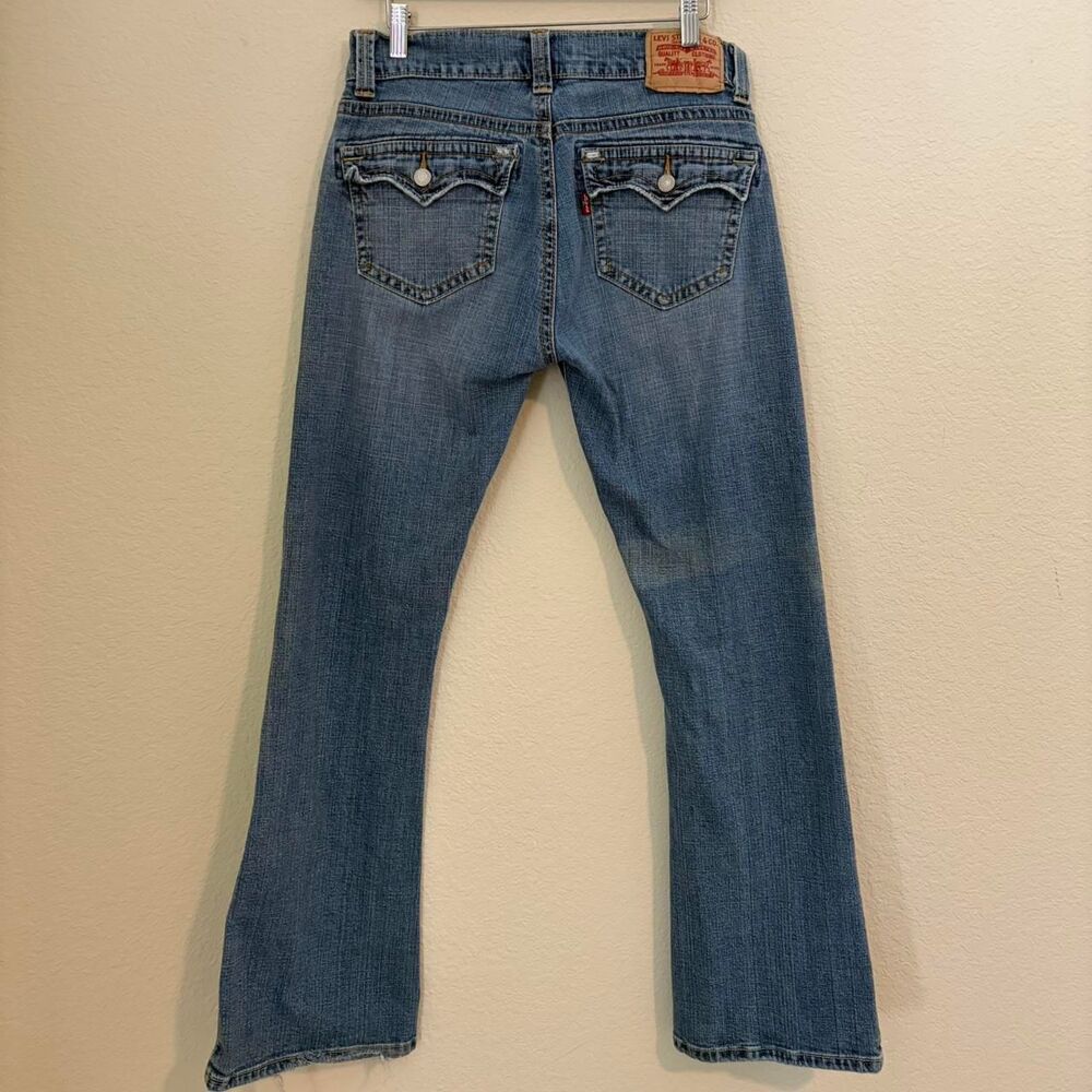 Levi’s 542 Y2K low rise flare 70s hippie indie western coastal cowgirl jeans